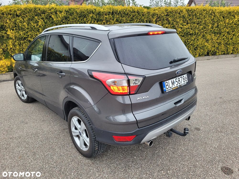 Ford Kuga - 34
