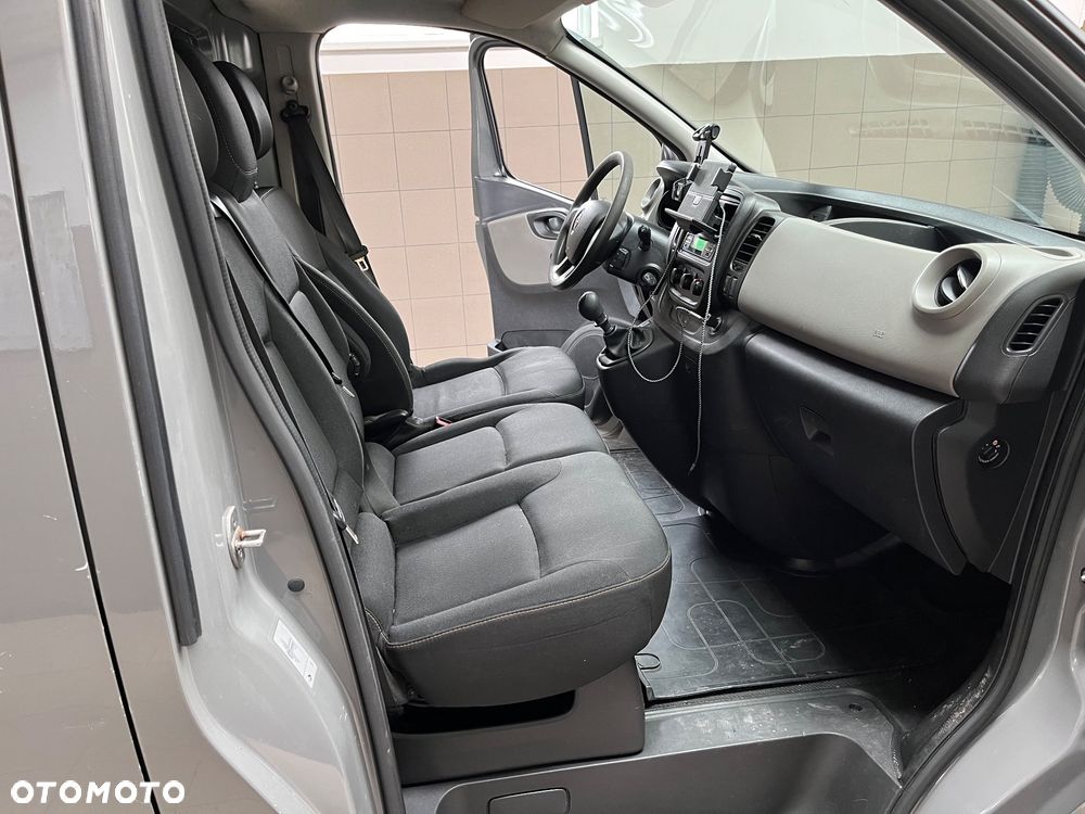 Renault Trafic - 6