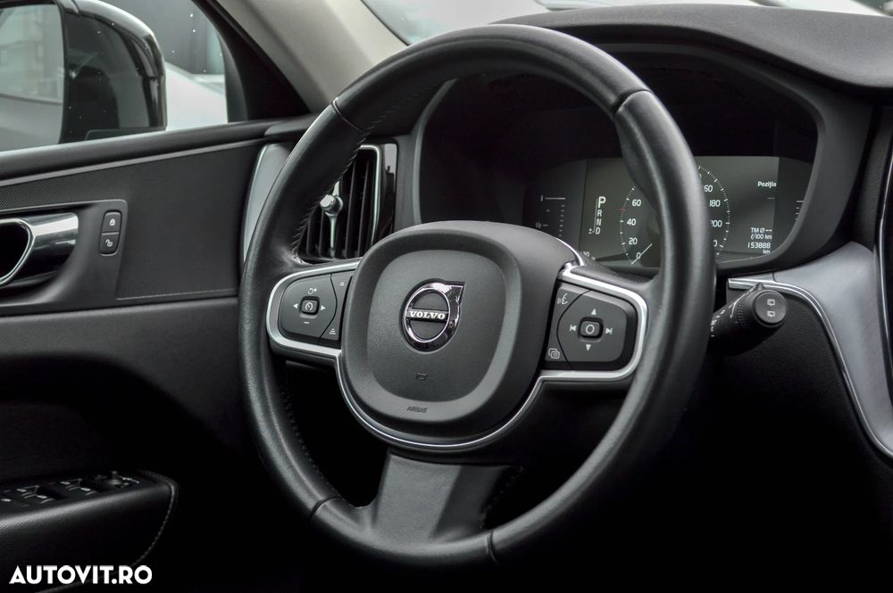 Volvo XC 60 D4 AWD Momentum - 34