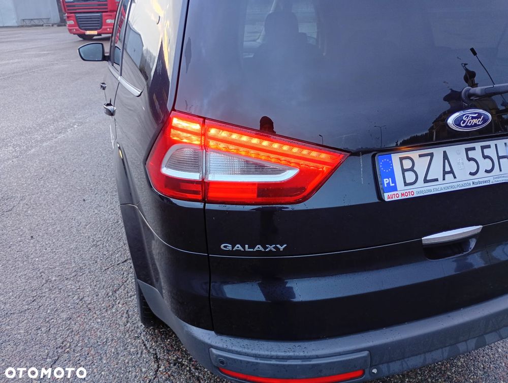Ford Galaxy 2.0 TDCi Ambiente - 13