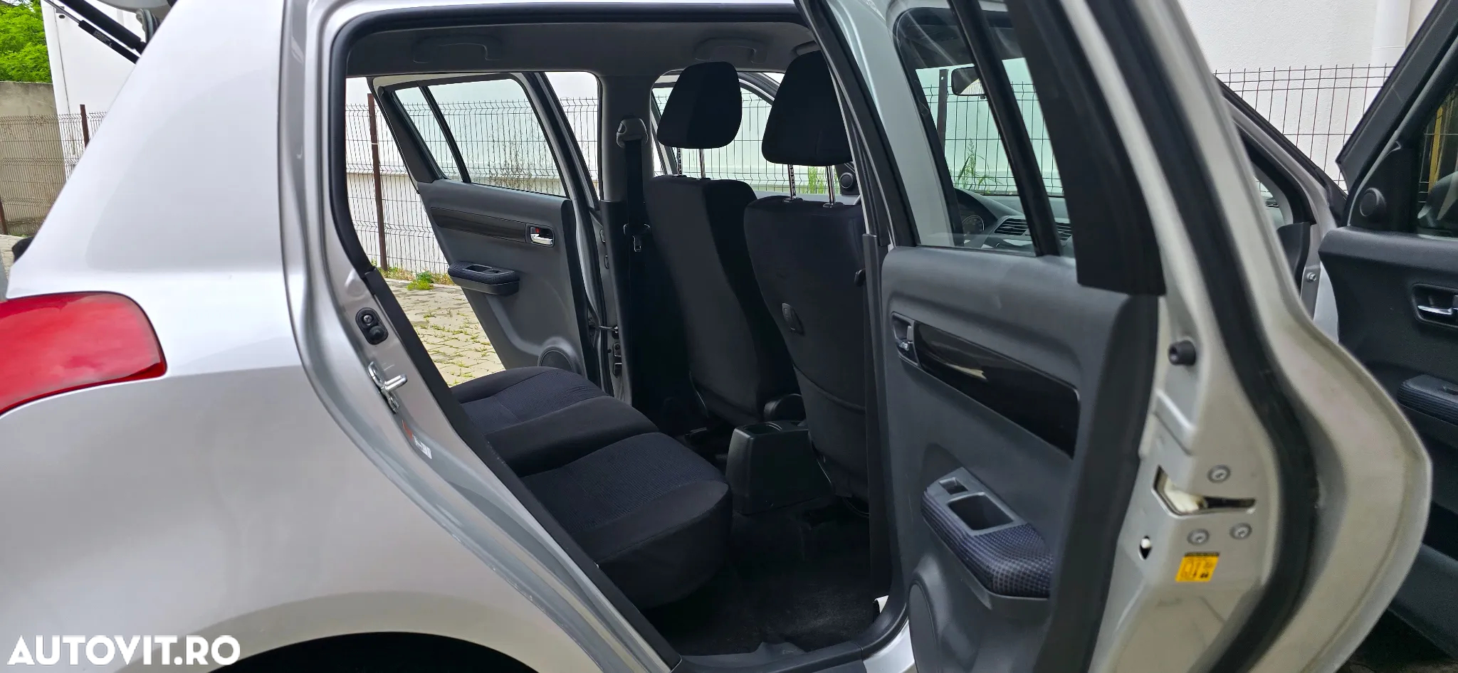 Suzuki Swift - 10