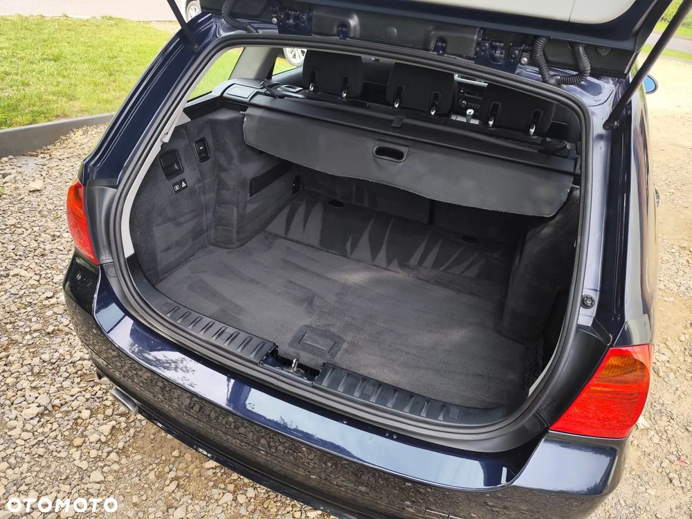 BMW Seria 3 320d DPF - 27