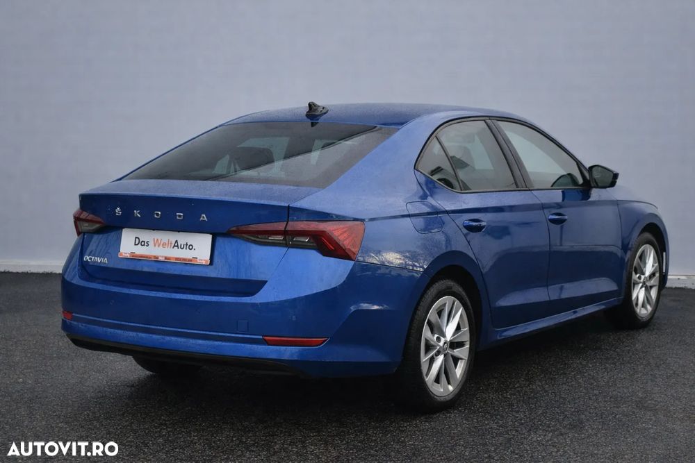 Skoda Octavia 2.0 TDI DSG Style - 4