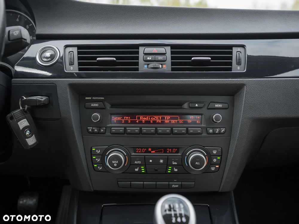 BMW Seria 3 318i Edition Exclusive - 27