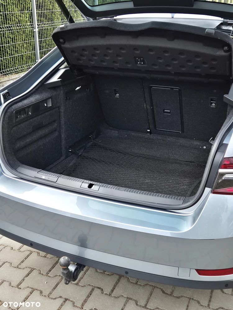 Skoda Superb 2.0 TSI Style DSG - 35