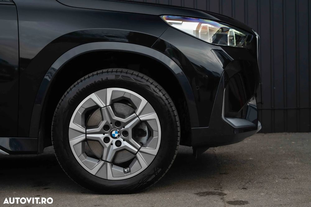 BMW X1 - 24