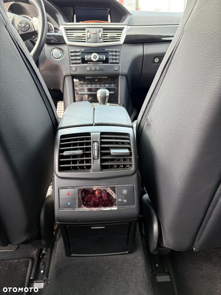 Mercedes-Benz Klasa E 63 AMG - 23