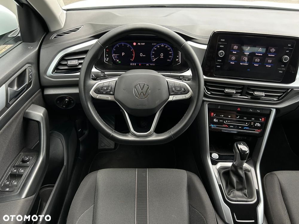 Volkswagen T-Roc 1.5 TSI Life Plus DSG - 7