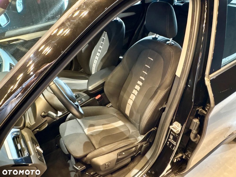 BMW X1 sDrive18i GPF Advantage - 16