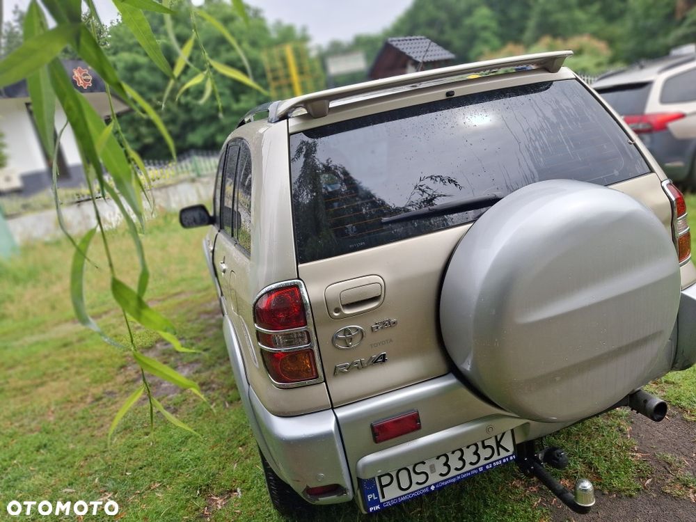 Toyota RAV4 - 4