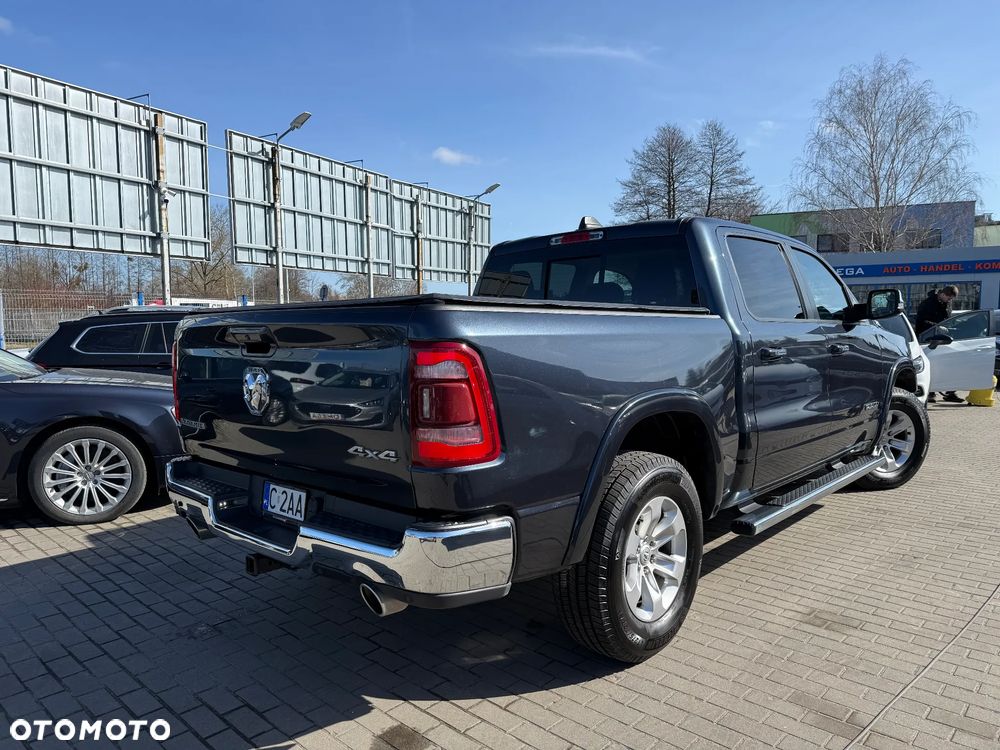 RAM 1500 5.7 Crew Cab Laramie - 2