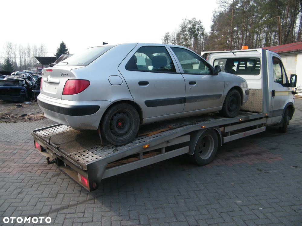 Citroen Xsara I Lift (00-06r.) 1.4 B 74KM silnik KFW (TU3JP) skrzynia CP16X65 / 20CQ71 / 20CQG1  lakier EZR. GWARANCJA !! - 2