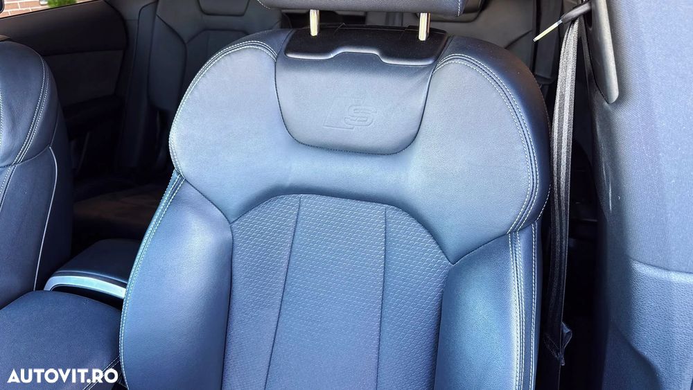 Audi Q8 55 TFSI quattro Tiptronic MHEV - 14