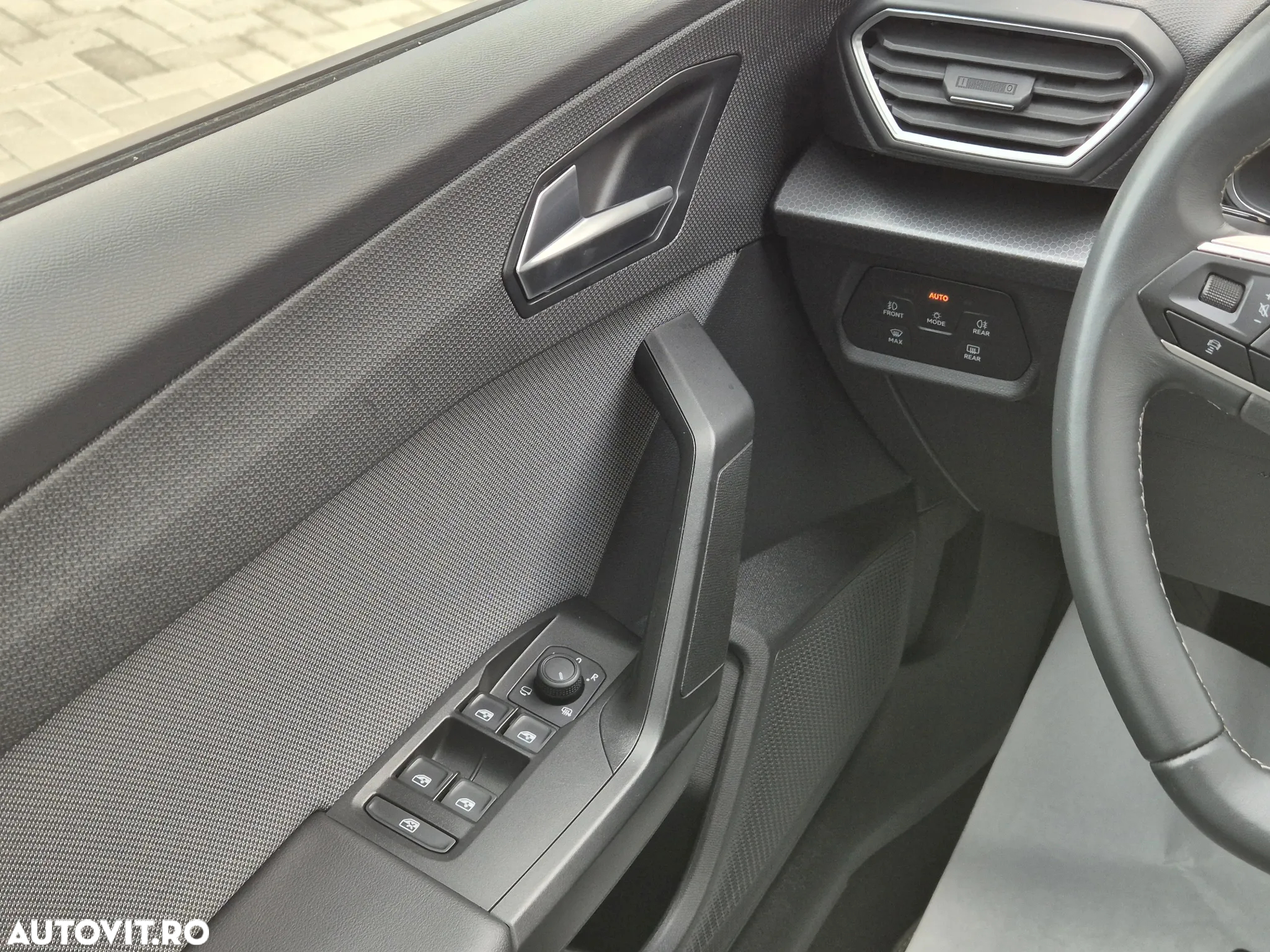 Seat Leon ST 1.0 ETSI mHEV DSG7 Style - 15