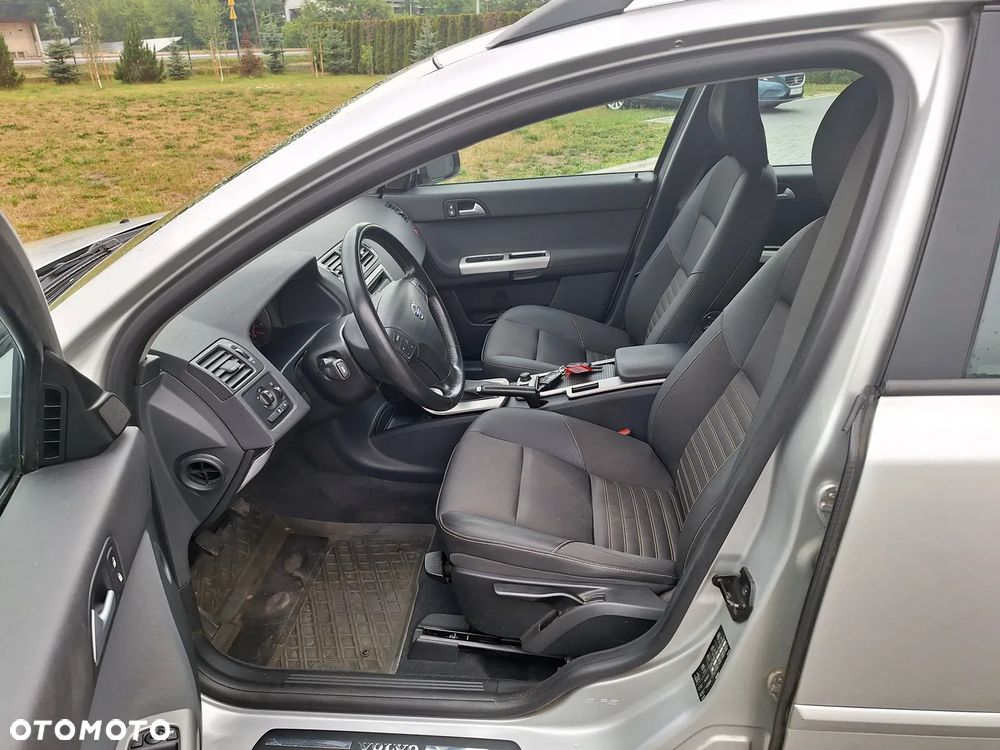Volvo V50 1.8 Momentum - 15