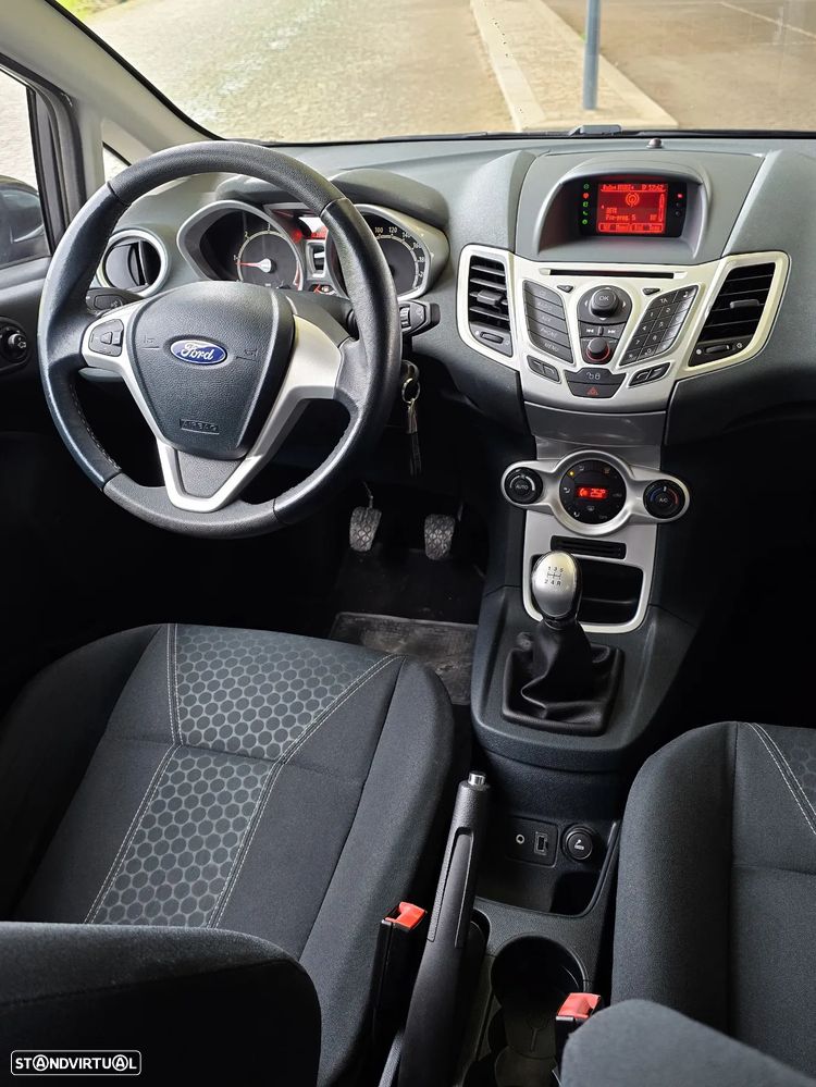 Ford Fiesta 1.4 TDCI Titanium - 5