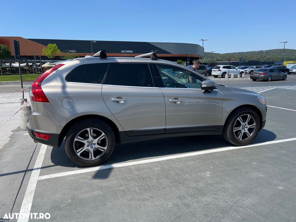 Volvo XC 60 - 8