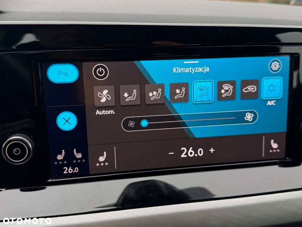 Volkswagen Golf - 18