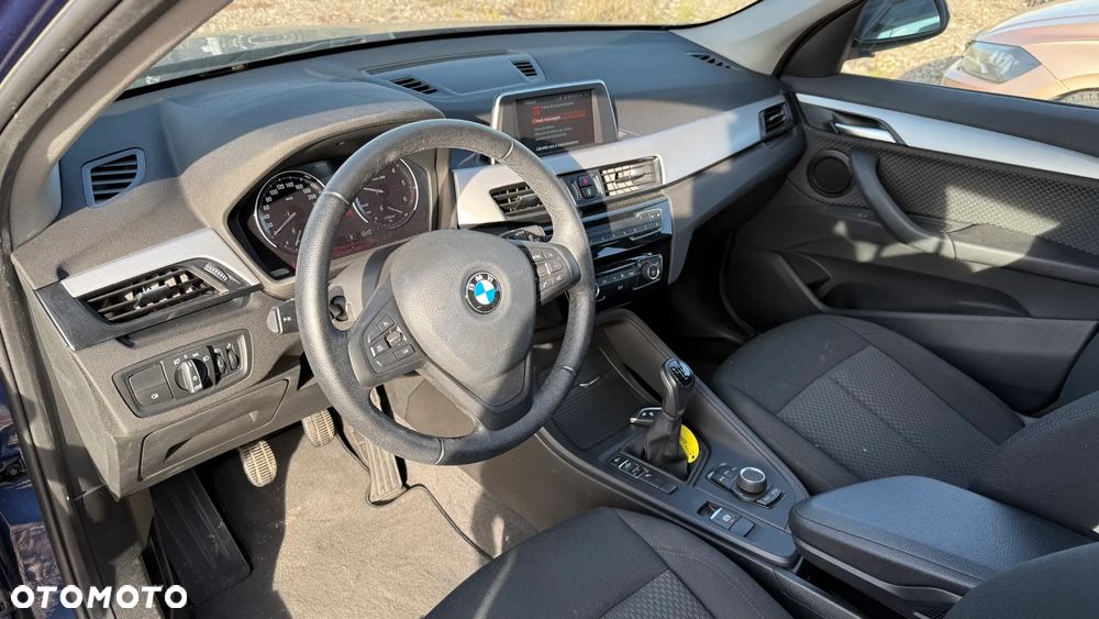 BMW X1 sDrive16d - 19