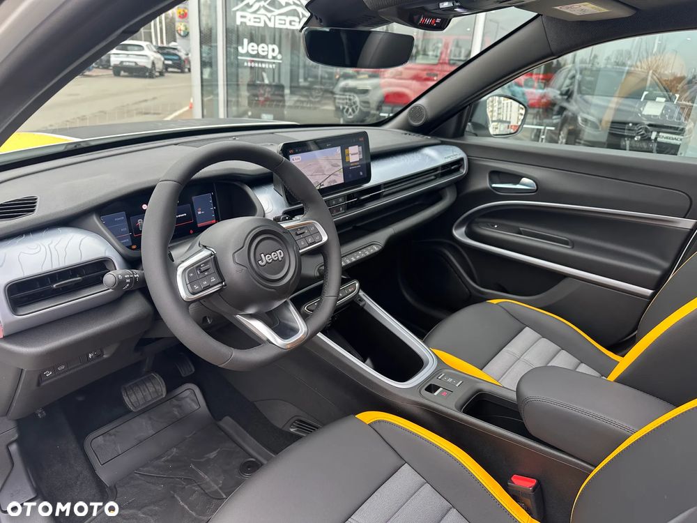 Jeep Avenger 1.2 T3 mHEV The North Face 4xe eDCT6 - 12