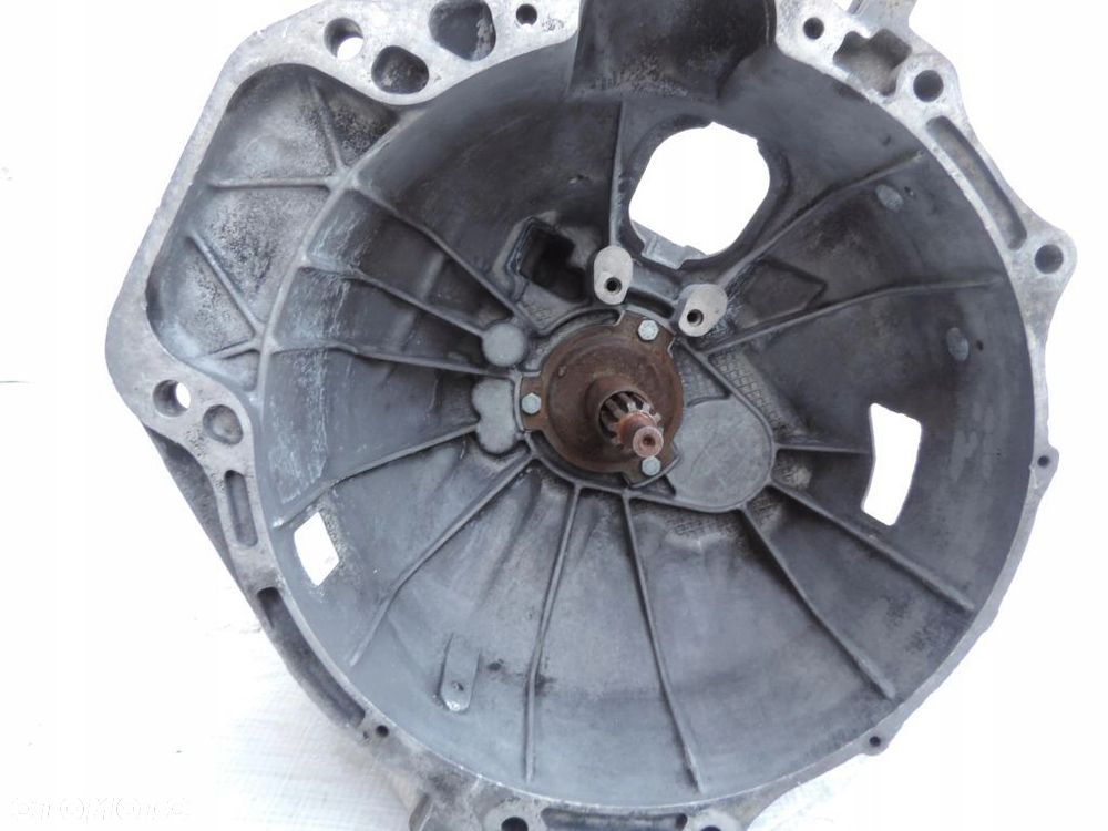 SKRZYNIA BIEGÓW MANUALNA IVECO DAILY III 2.3 JTD 5S270 8870879 - 6