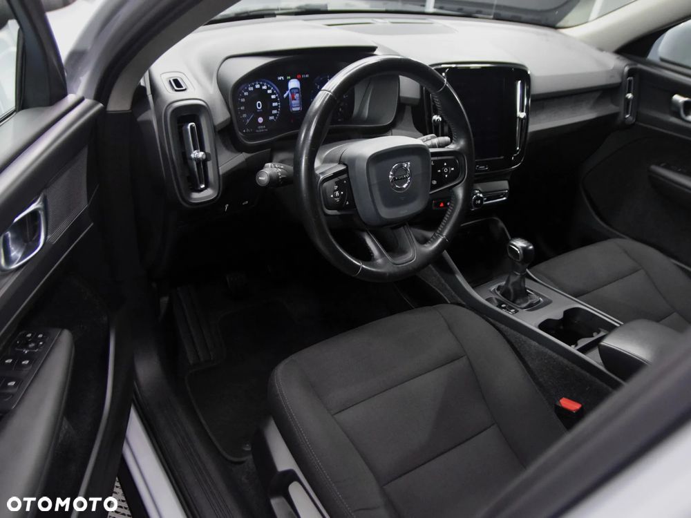 Volvo XC 40 - 21