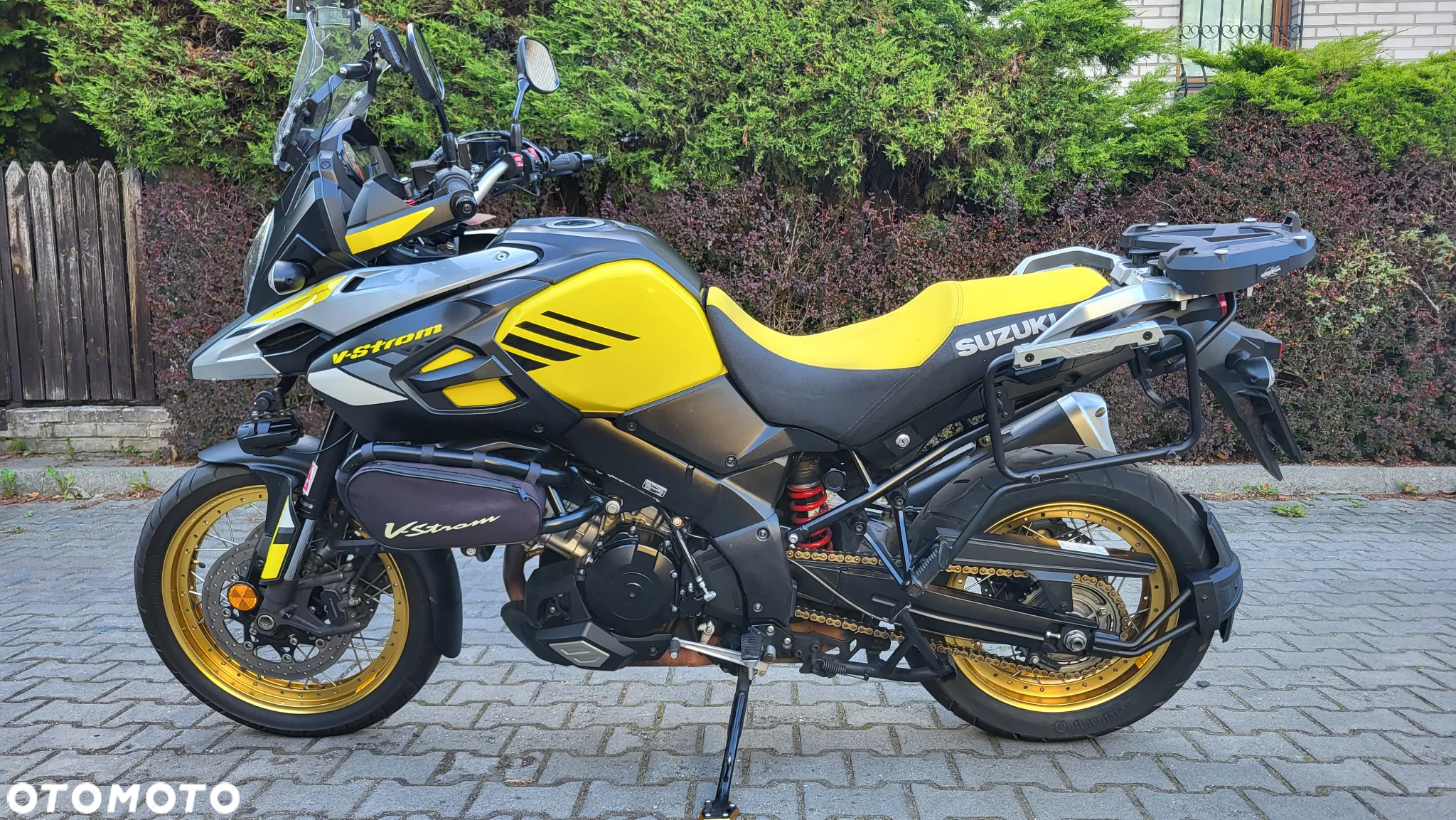 Suzuki V-STROM