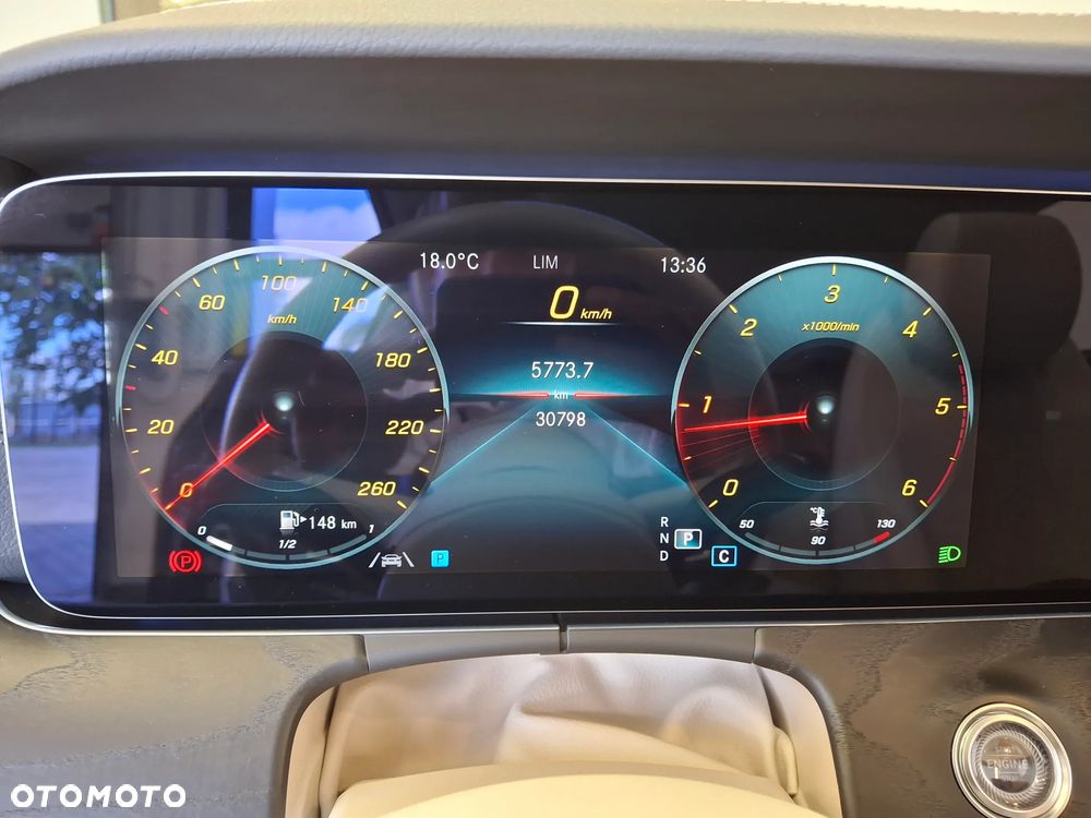 Mercedes-Benz Klasa E 220 d 4-Matic AMG - 19