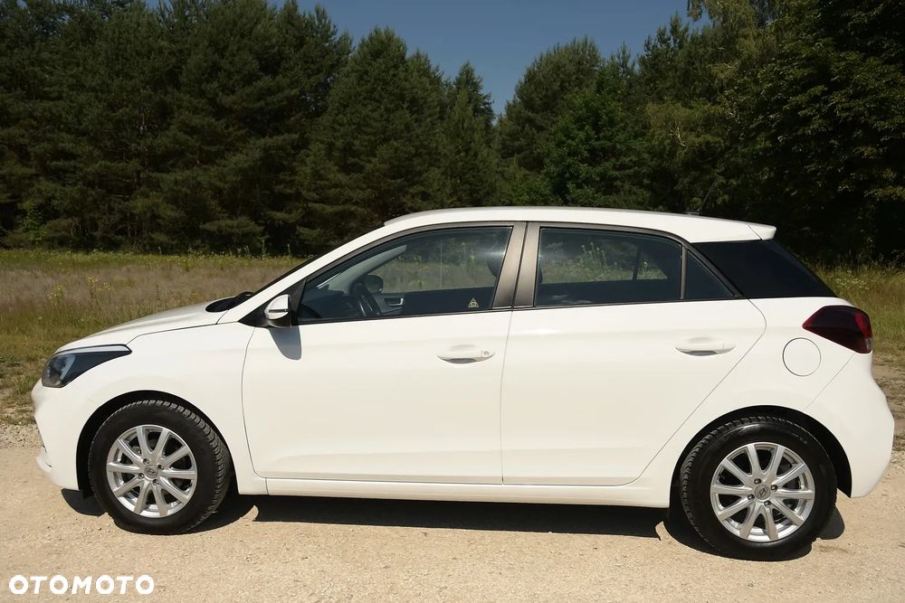 Hyundai i20 1.2 Fifa World Cup Edition - 4