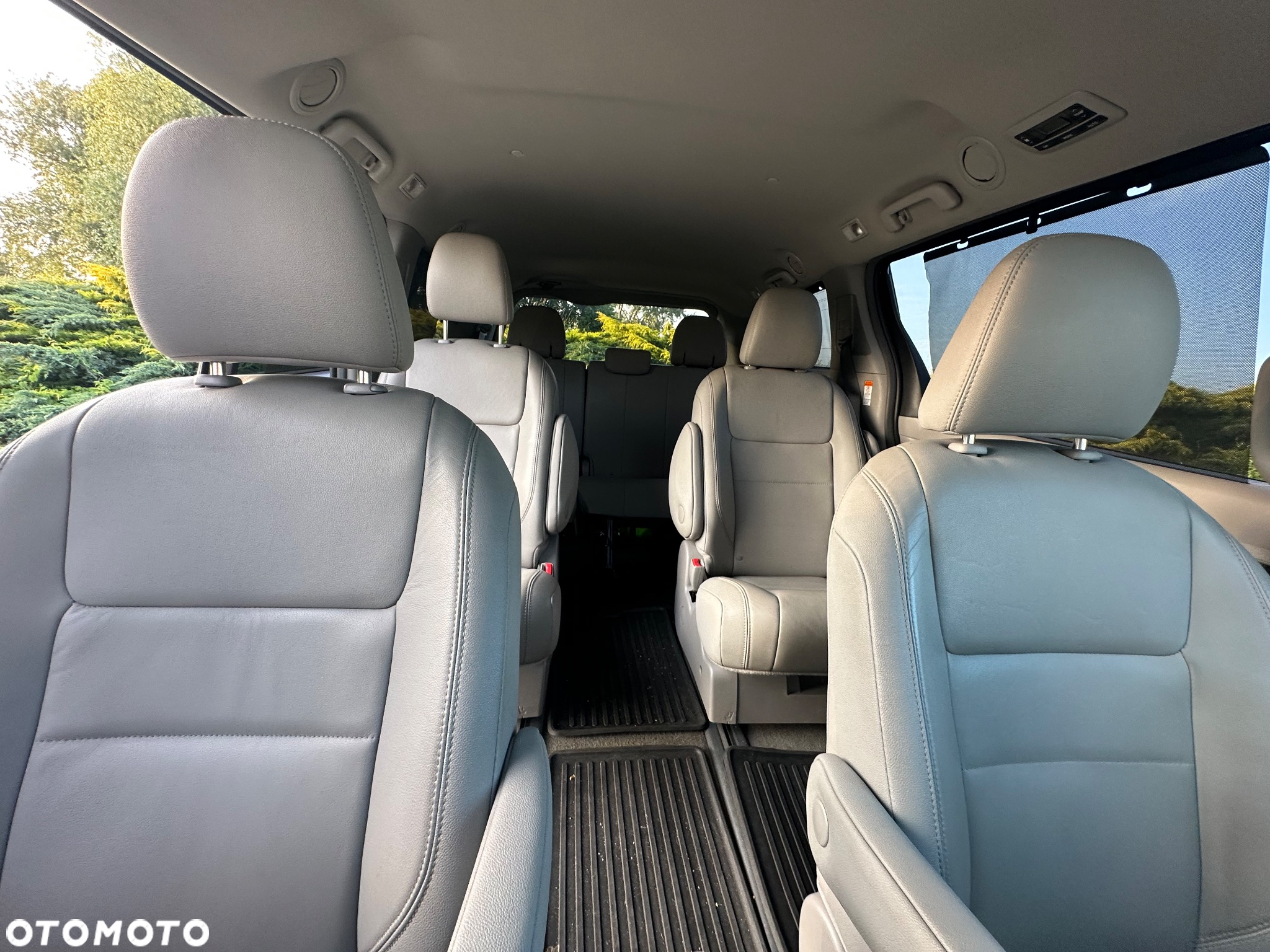 Toyota Sienna 3.5 V6 XLE AWD - 32