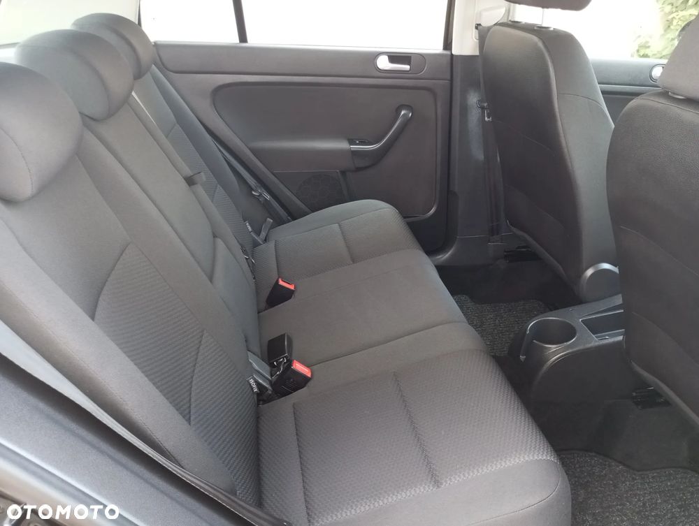 Volkswagen Golf Plus - 7