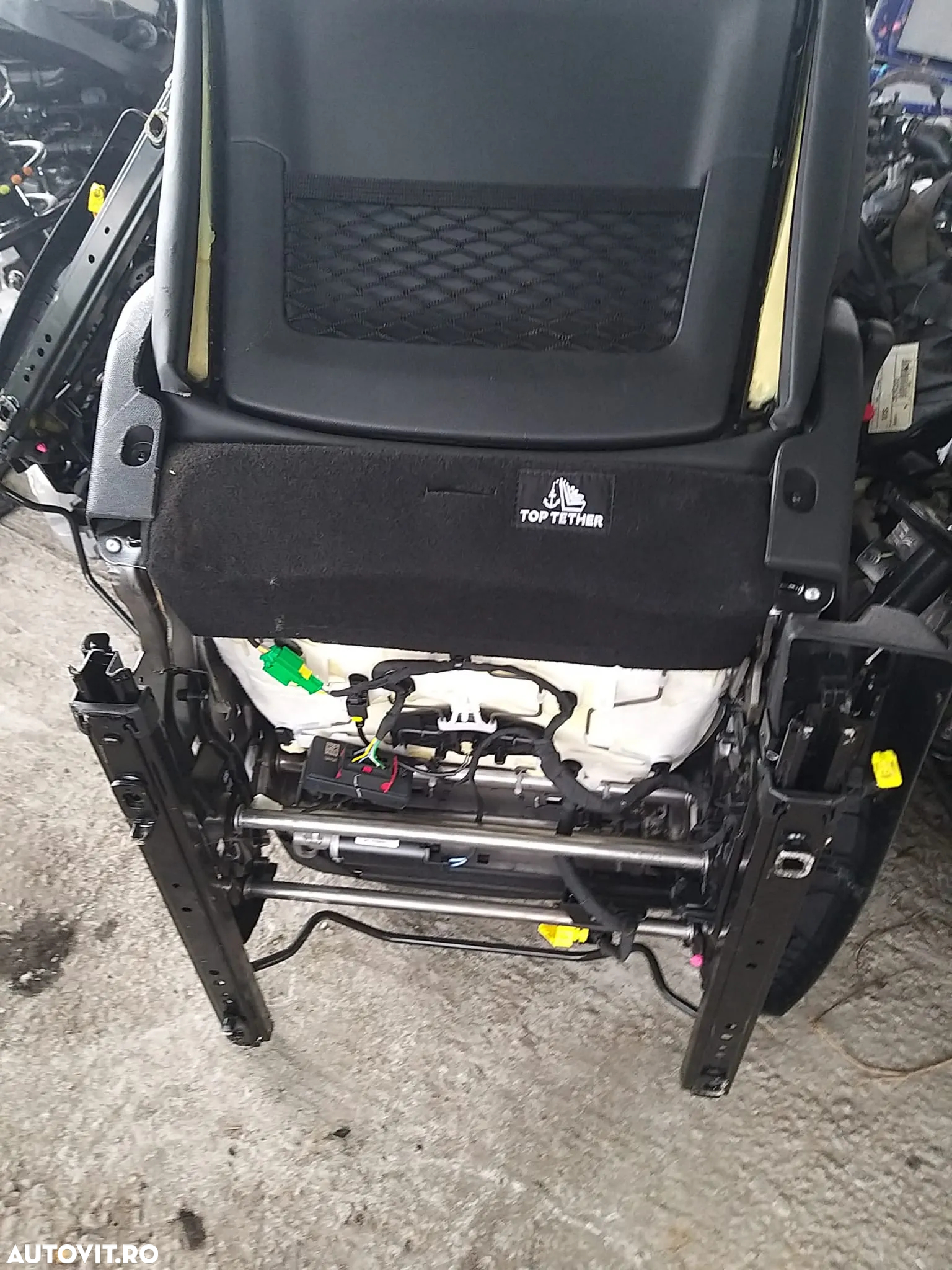 Scaune Stanga Fata Si Dreapta Fata Semipiele 1500/buc pentru Peugeot 3008 Gt Line din 2021 - 4
