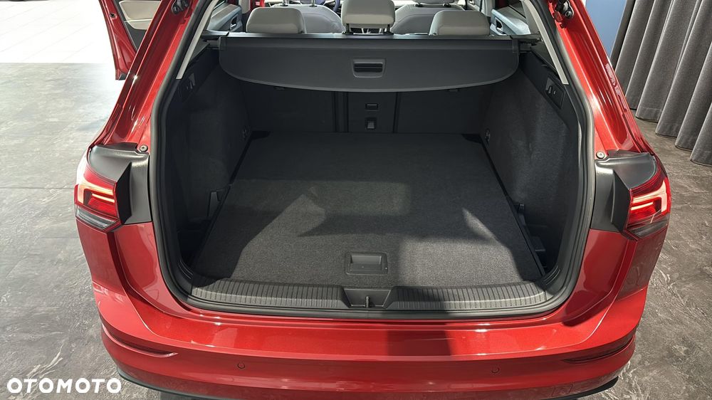 Volkswagen Golf VIII 1.5 TSI EVO Life - 17