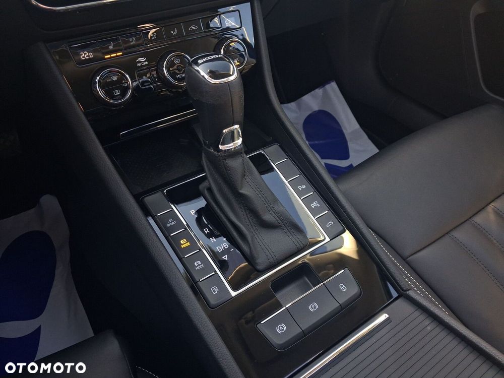 Skoda Superb 1.4 TSI Plug-In Hybrid L&K DSG - 27