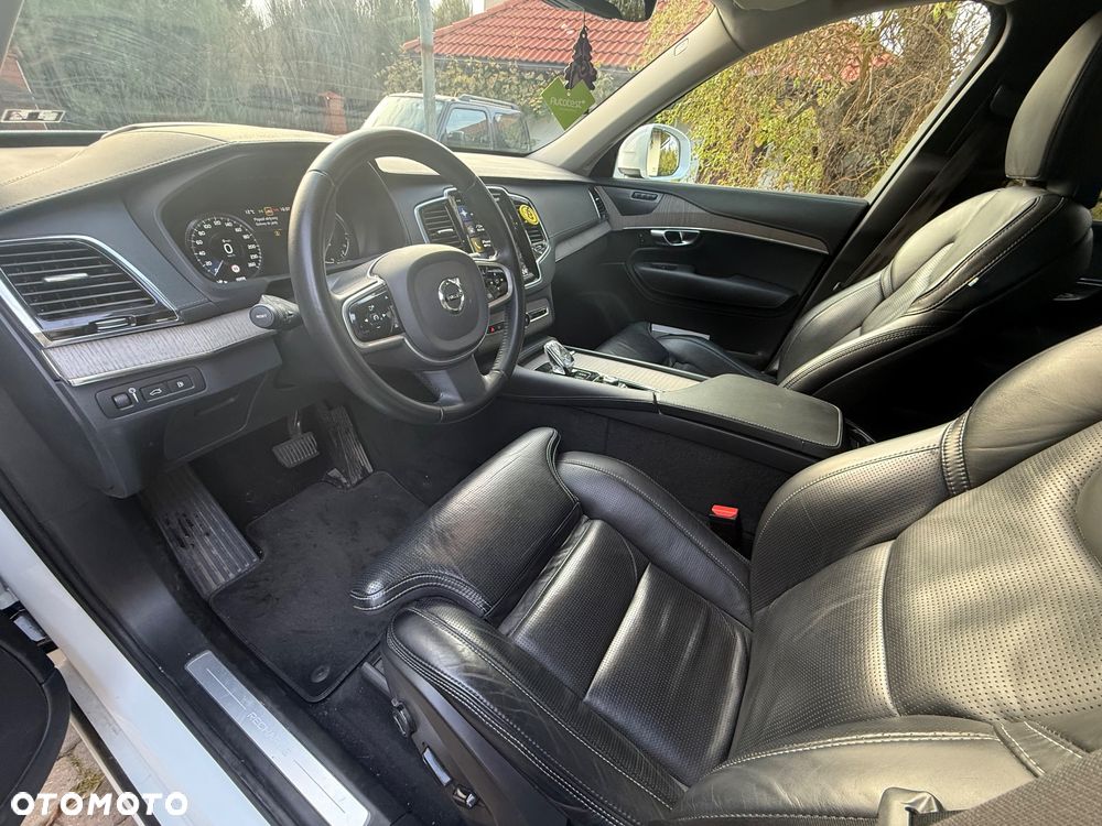 Volvo XC 90 - 3