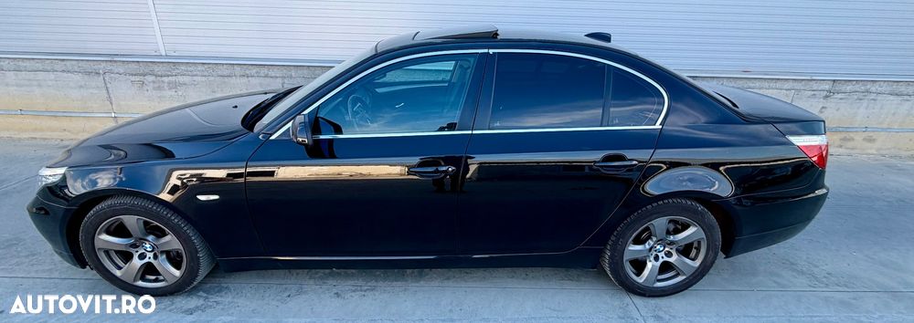 BMW Seria 5 520d Aut. Edition Lifestyle - 12