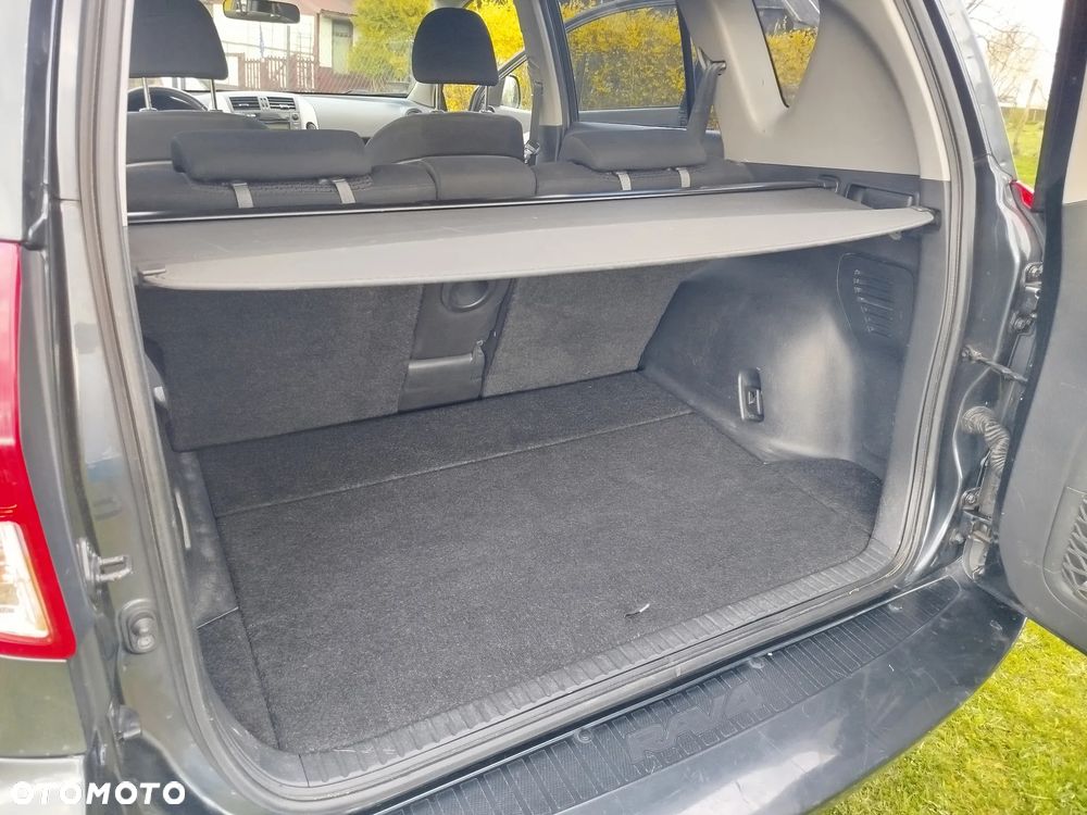 Toyota RAV4 2.0 VVT-i Luna - 7