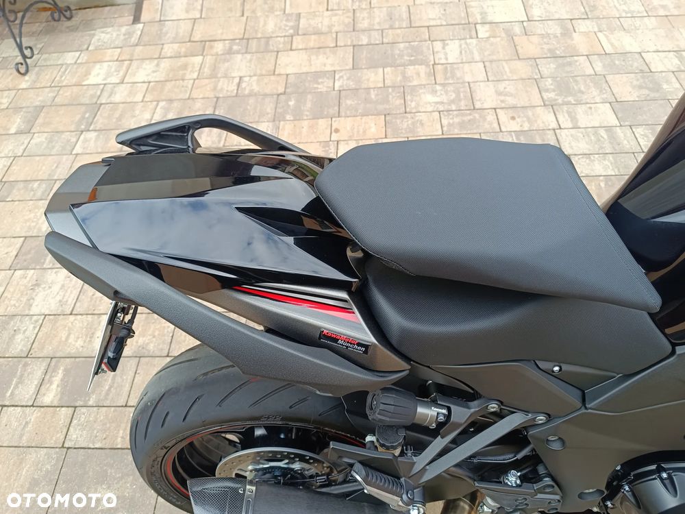 Kawasaki Ninja 1000 SX - 39