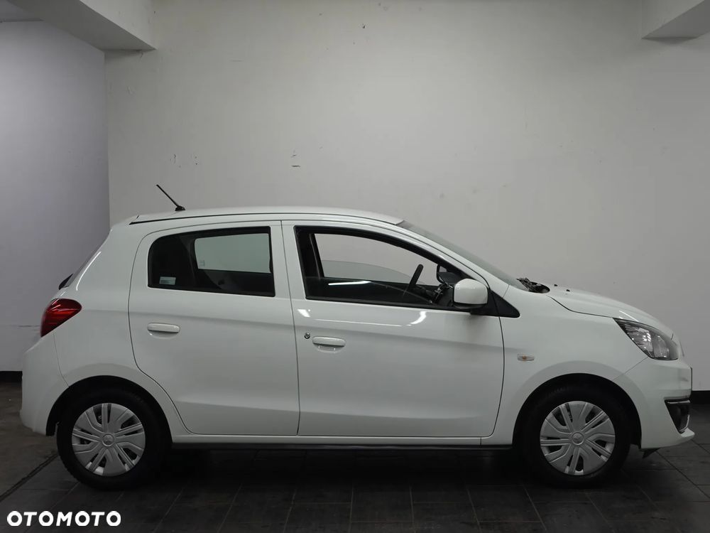 Mitsubishi Space Star - 9