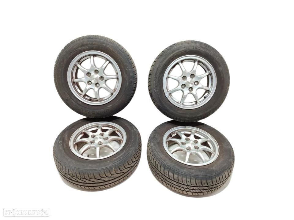 CONJUNTO DE PNEUS SUBARU IMPREZA G11GDGG - 1