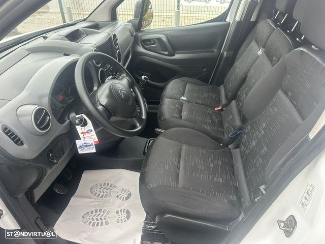 Citroën BERLINGO 3 LUGARES - 12
