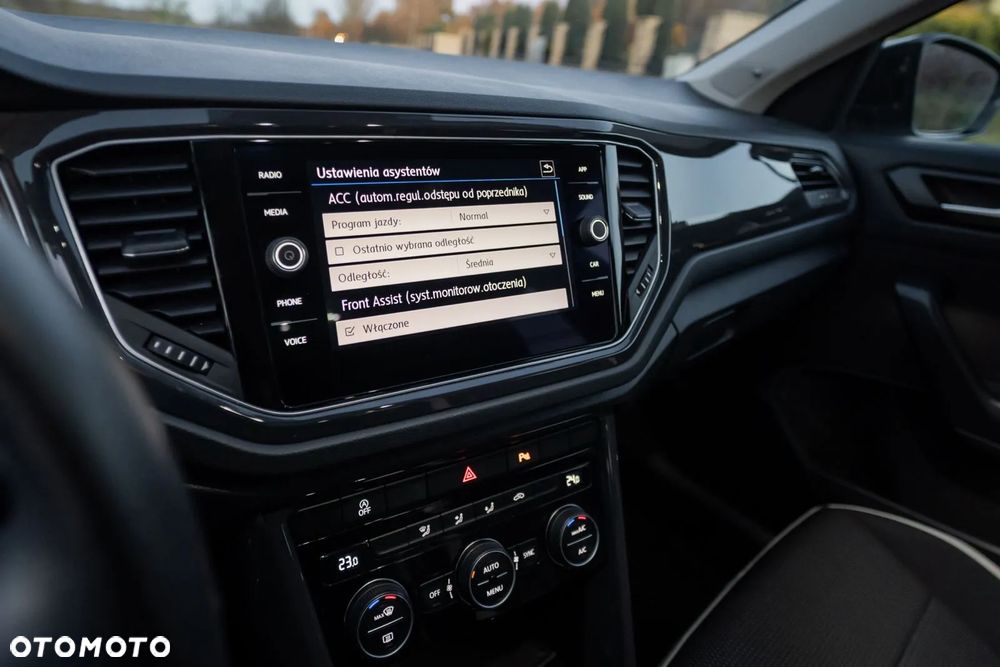 Volkswagen T-Roc 1.5 TSI GPF ACT Premium - 32