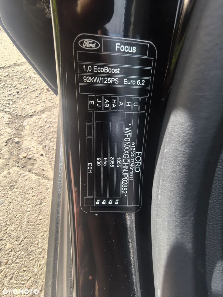 Ford Focus 1.0 EcoBoost STart-Stopp-System TITANIUM - 37