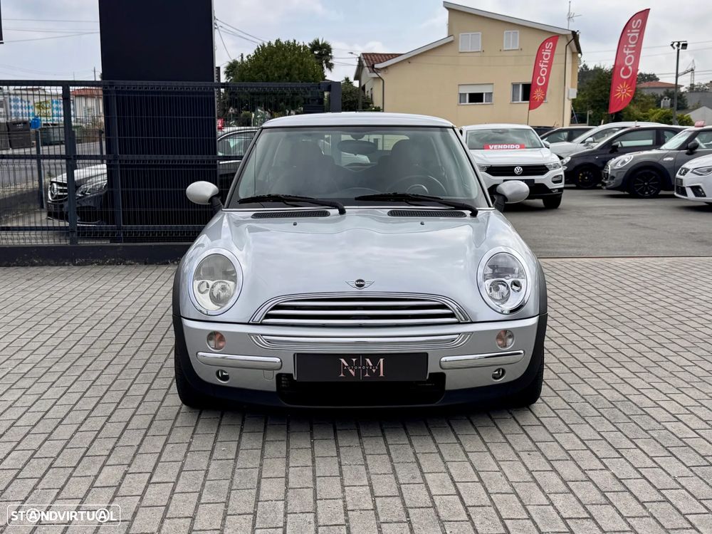 MINI 3 Portas One D - 4