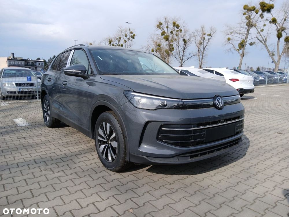 Volkswagen Tiguan - 4