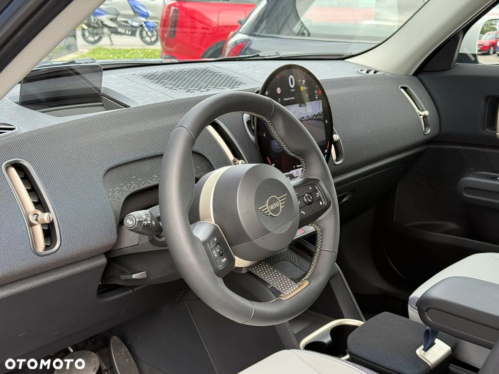 MINI Countryman Cooper S ALL4 Classic Trim - 4