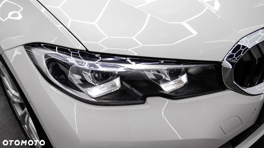BMW Seria 3 318i Advantage sport - 9