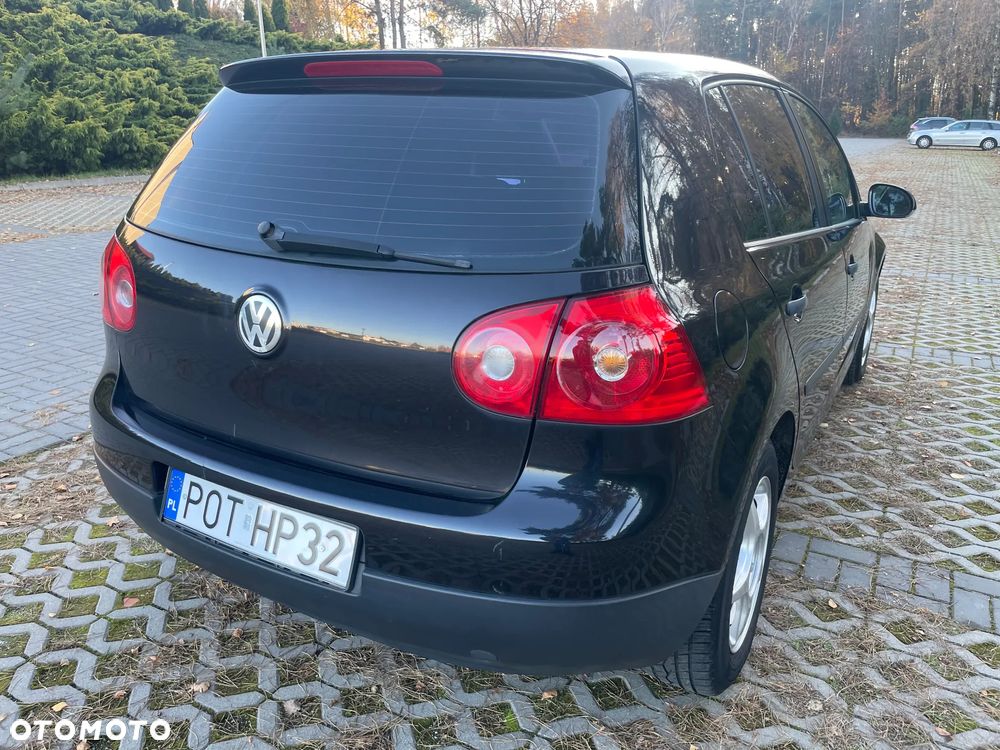 Volkswagen Golf - 5