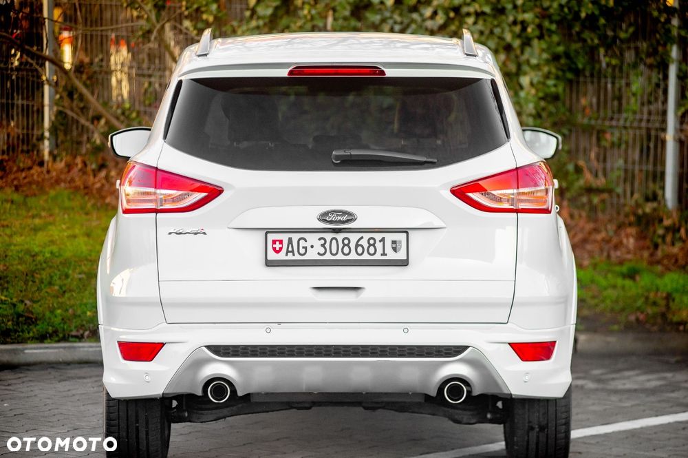Ford Kuga 2.0 TDCi 4x4 Titanium - 10