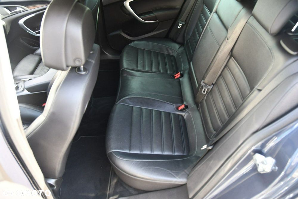 Opel Insignia - 17